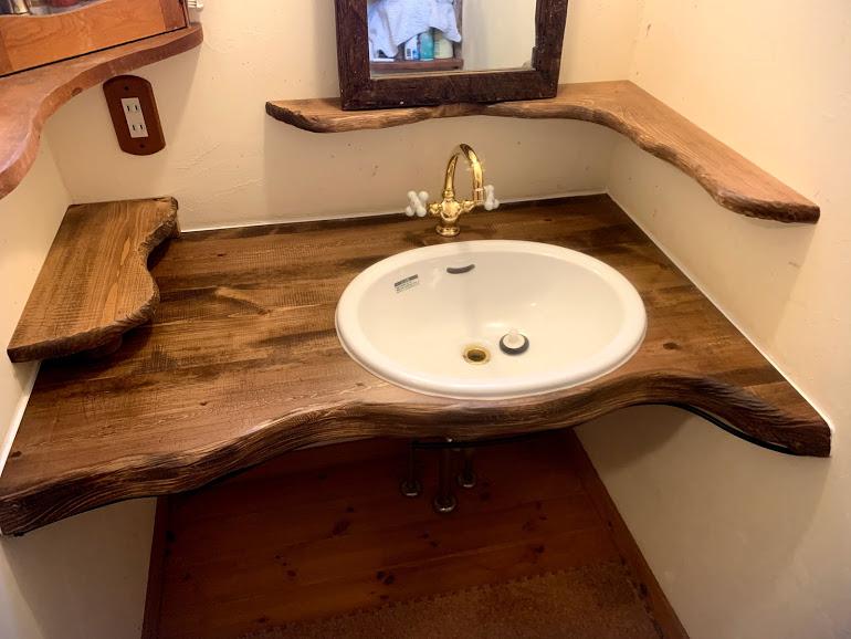 絶妙なカーブがいいでしょ洗面台