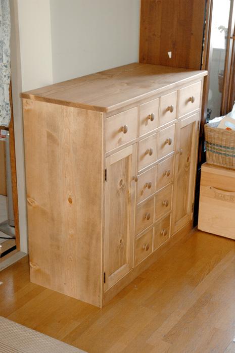 引き出しチェスト