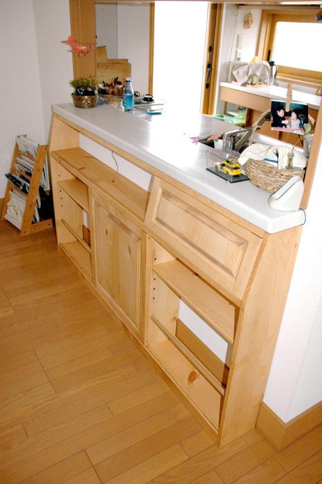 カウンター下収納